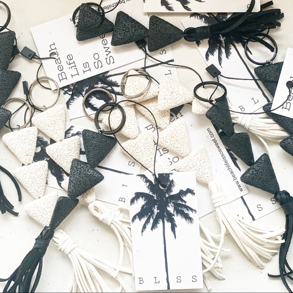 Lava Rock Keychain - Picture 4 of 4